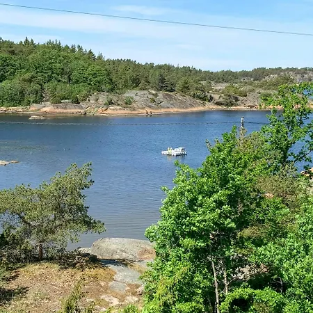 Sea With Swimming Cove By Edholmen Marina Hébergement de vacances